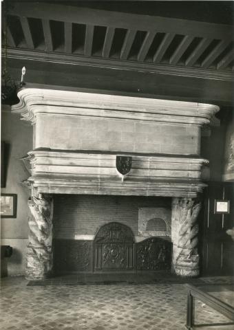 La grande cheminée Renaissance de Gadagne vers 1920 - © Gadagne, N° In. 1273.3