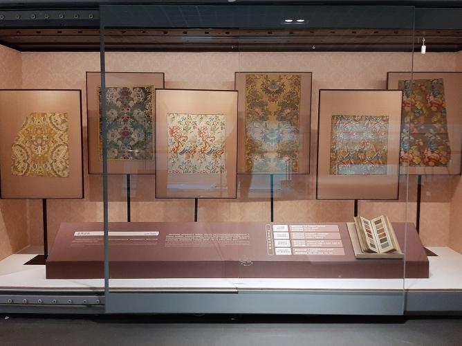 Vue de l’exposition Lyon au 18e siècle