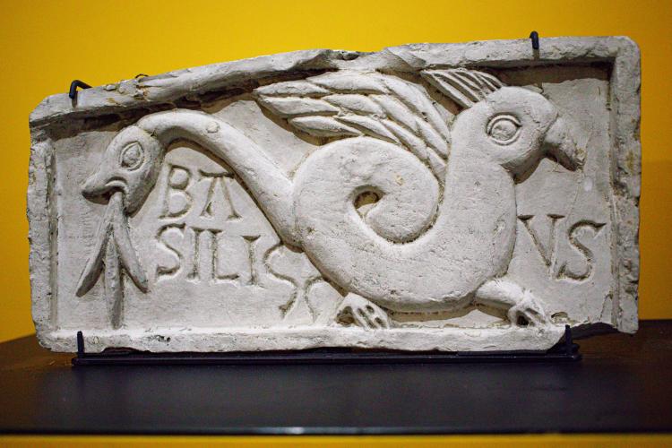 Vue de l'exposition Merveilleux Moyen Âge