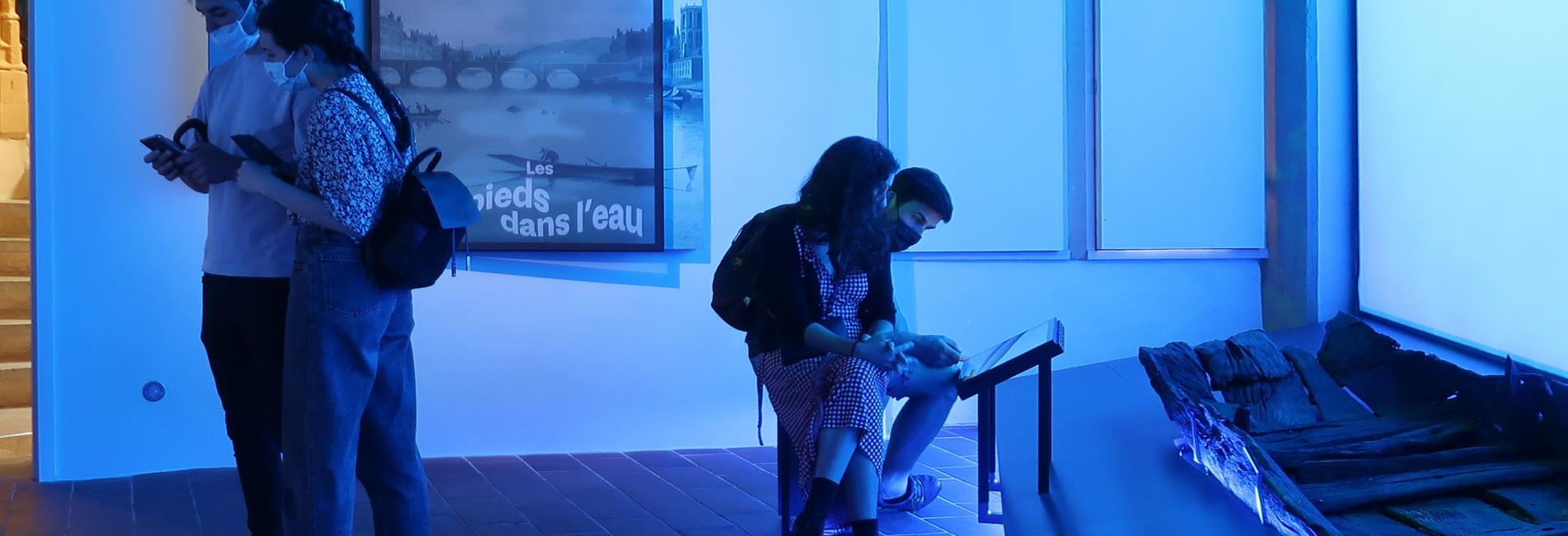 Visite exposition Les pieds dans l'eau © Gadagne, 2021