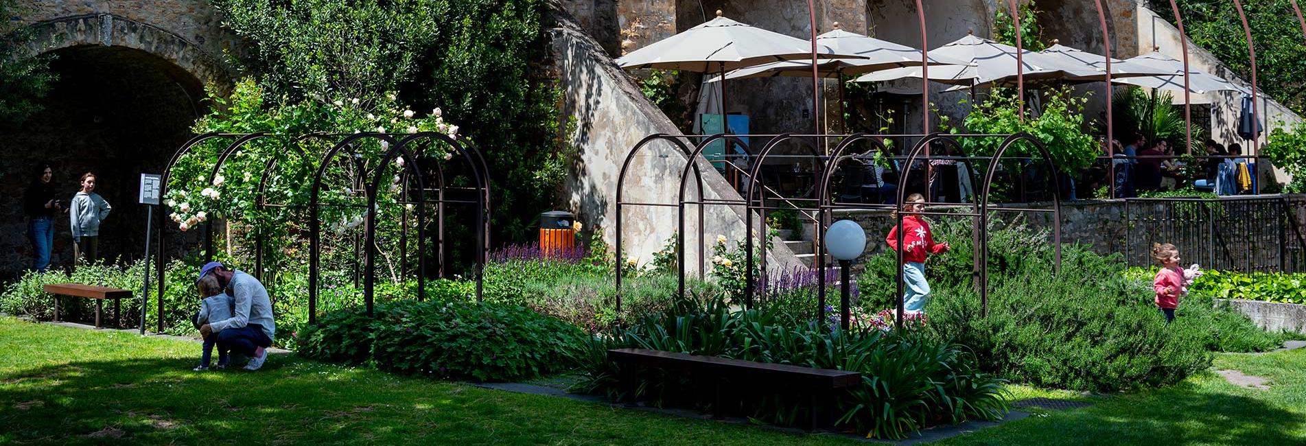 Vue du jardin de Gadagne