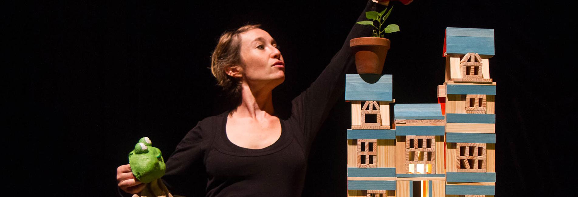 Spectacle Chez moi, de la Compagnie La Nebuleuse Vagabonde