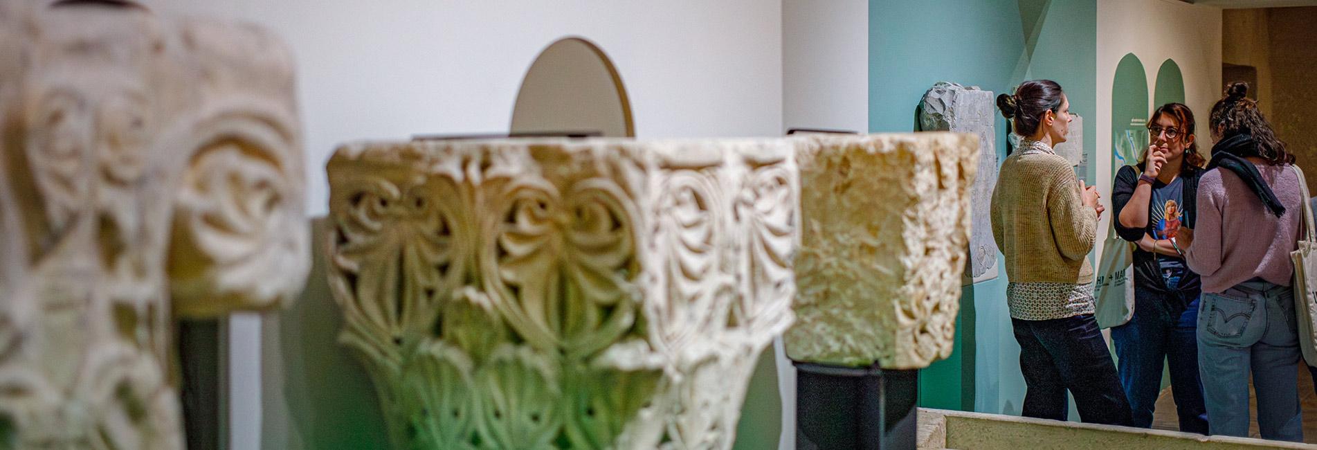 Visite dasn l'exposition Merveilleux Moyen Âge