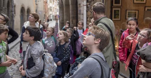 Balade urbaine scolaire au Vieux-Lyon - © Sabine Serrad, 2015