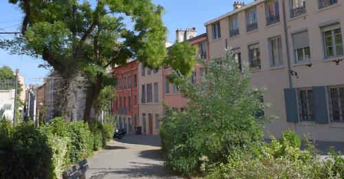 Place Rouville - Lyon 4e - Photo : Ville de Lyon - Muriel Chaulet