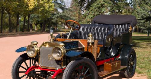 Voiture collection musée de l’Automobile Henri Malartre