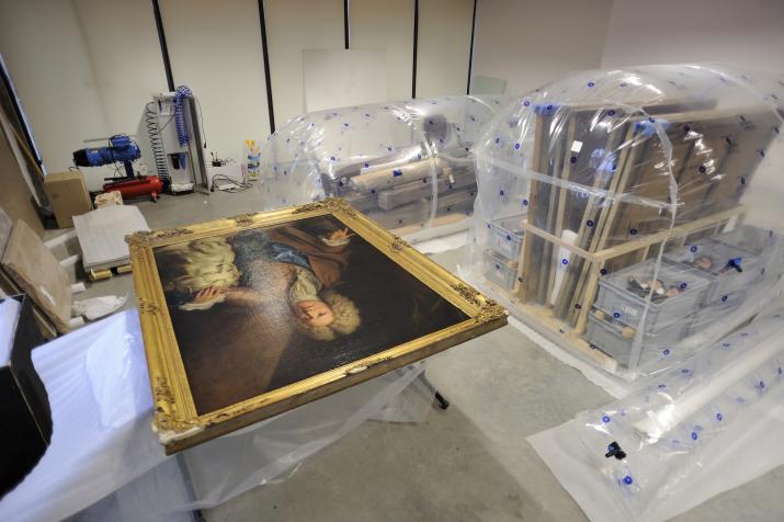 Coulisses des collections de Gadagne - © Xavier Schwebel, 2008