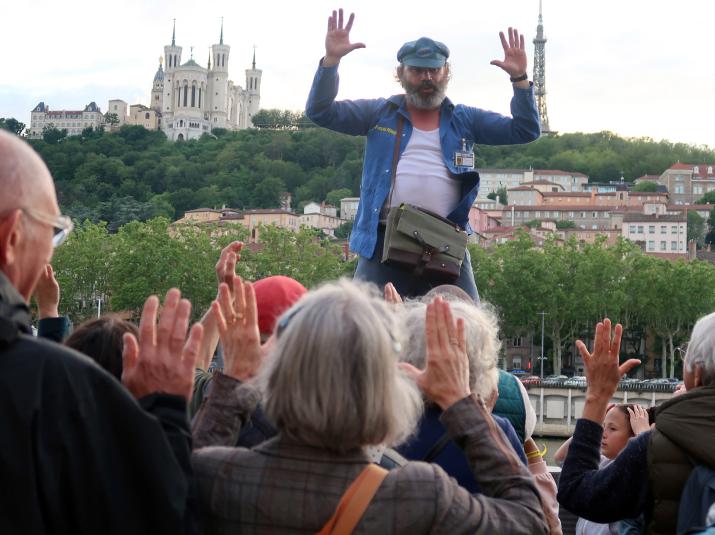 Spectacle Muséopédibus du Ministère des rapports humains